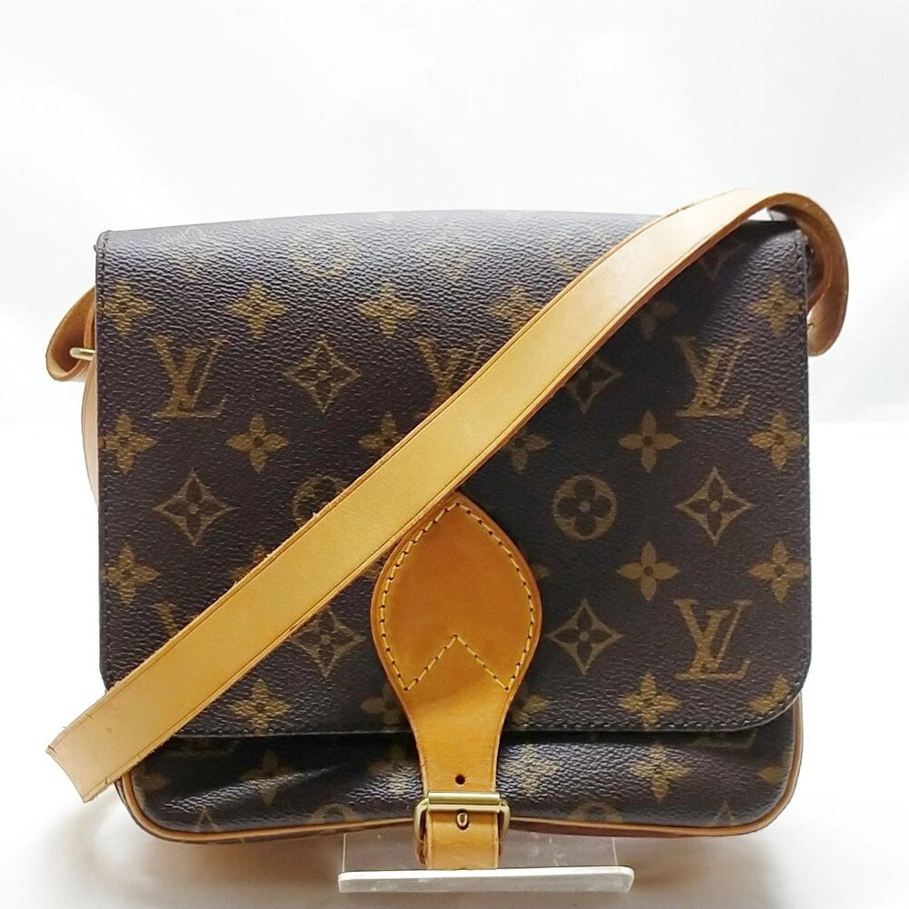 Authentic Louis Vuitton Cartouchiere MM Brown Monogram Shoulder Bag mn416-030526